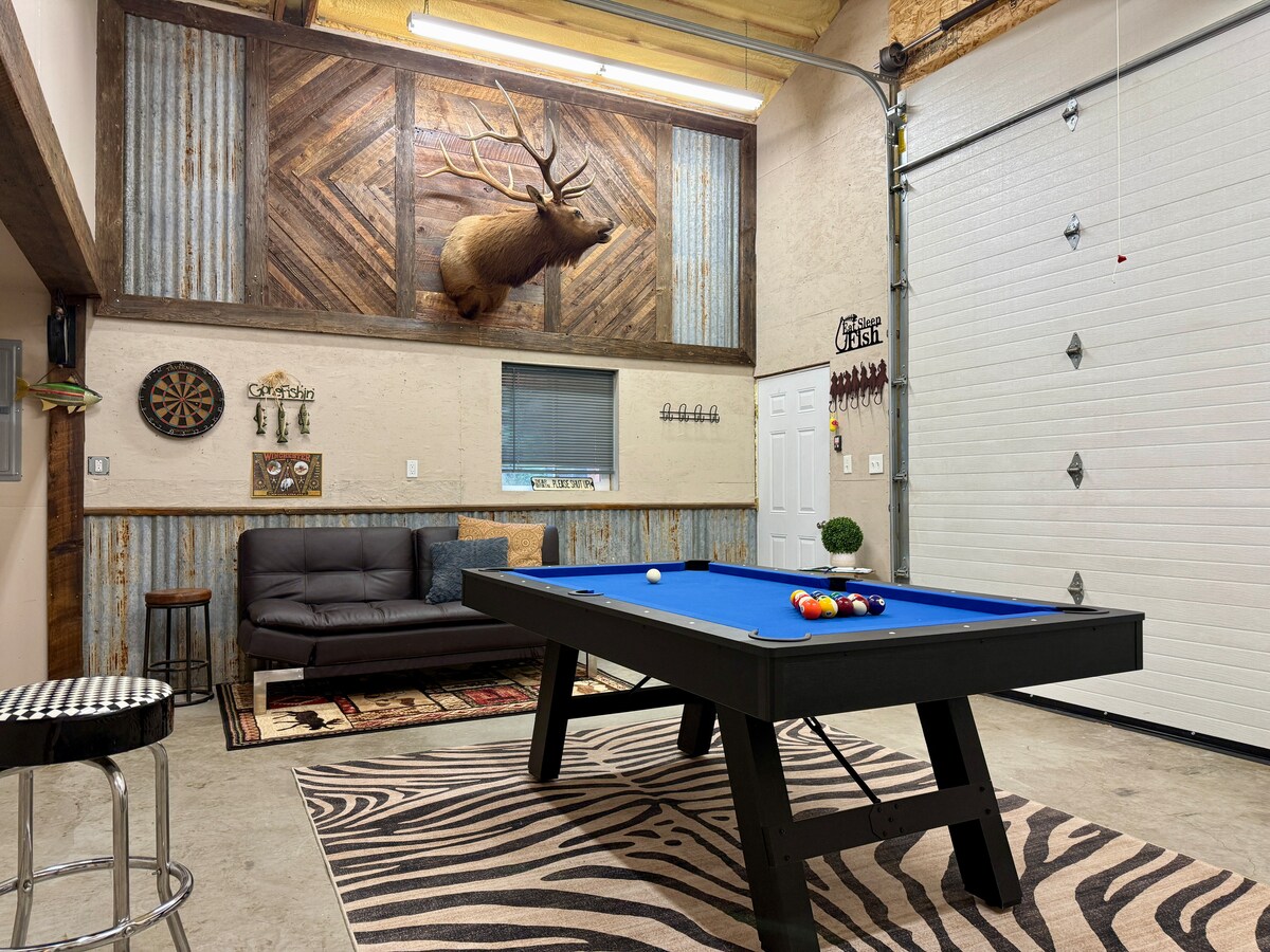 Room 210 — Room 210 interior