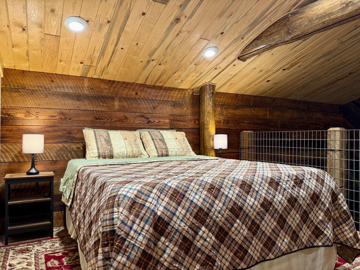 Room 210 — Room 210 interior